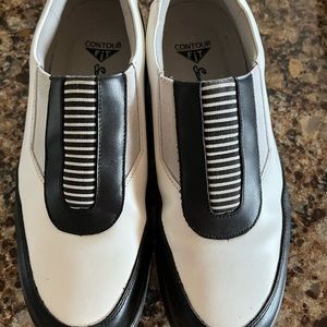 Sandbaggers Ladies Golf Shoes. Size 8.5